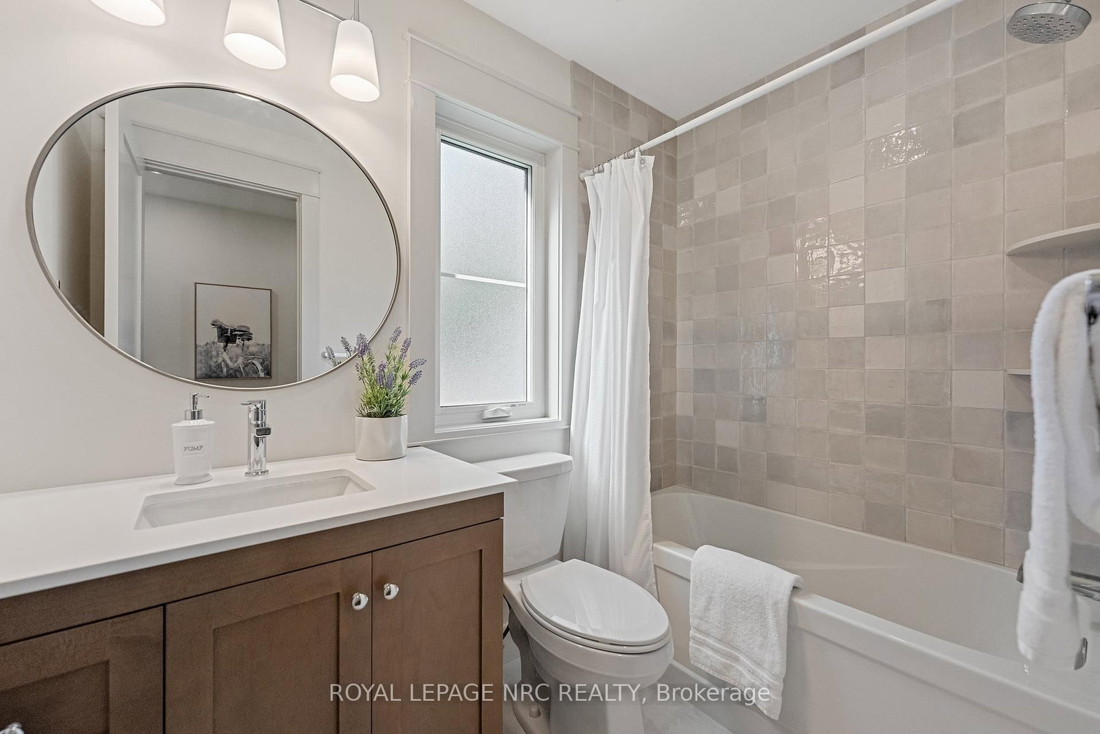 Detached House for sale at 4062 GLENSPRING Road, Fort Erie, Ontario, L0S 1B0 - Crystal Beach - MLS: X12970080