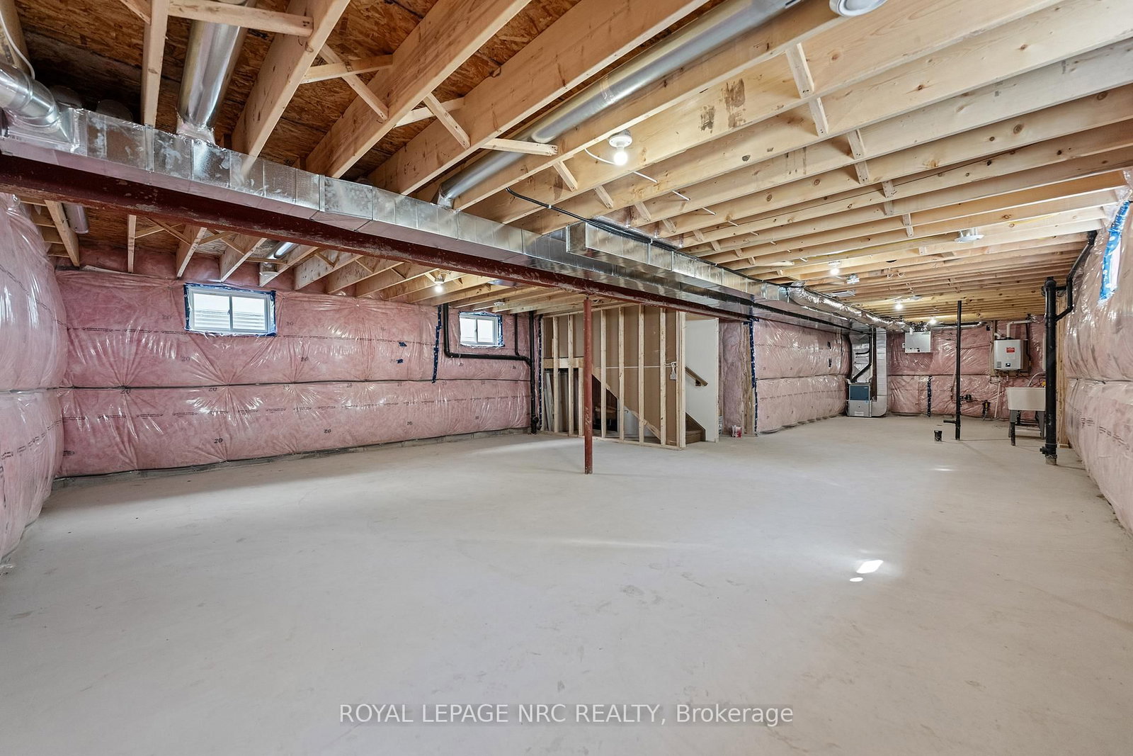 Detached House for sale at 4062 GLENSPRING Road, Fort Erie, Ontario, L0S 1B0 - Crystal Beach - MLS: X12970080