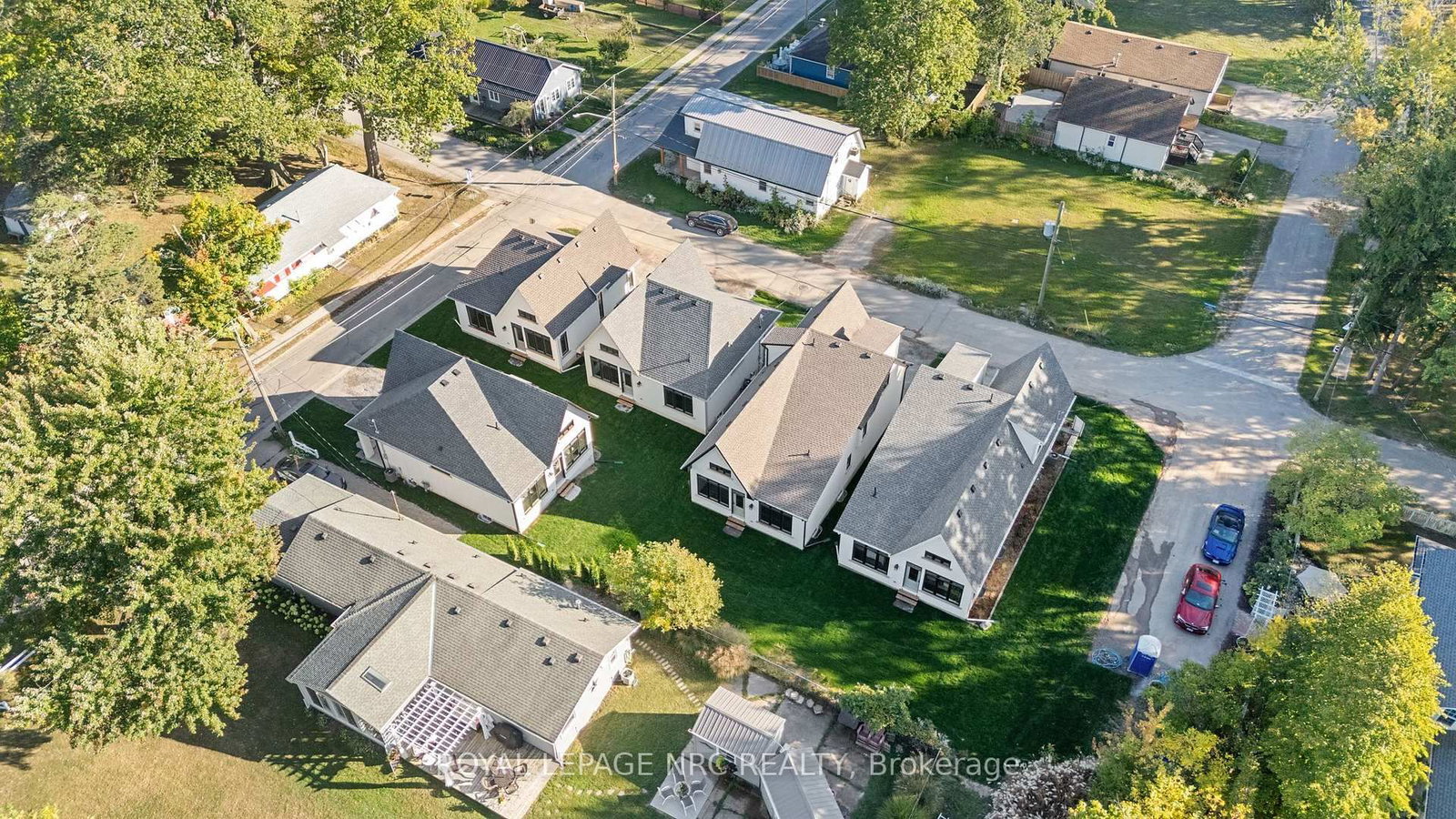 Detached House for sale at 4062 GLENSPRING Road, Fort Erie, Ontario, L0S 1B0 - Crystal Beach - MLS: X12970080