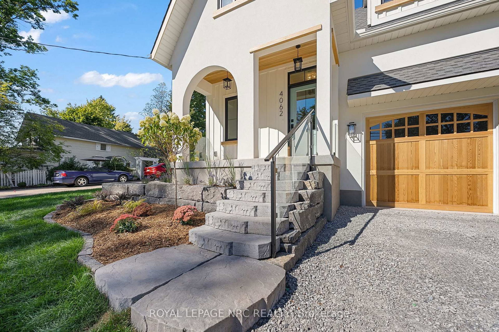 Detached House for sale at 4062 GLENSPRING Road, Fort Erie, Ontario, L0S 1B0 - Crystal Beach - MLS: X12970080