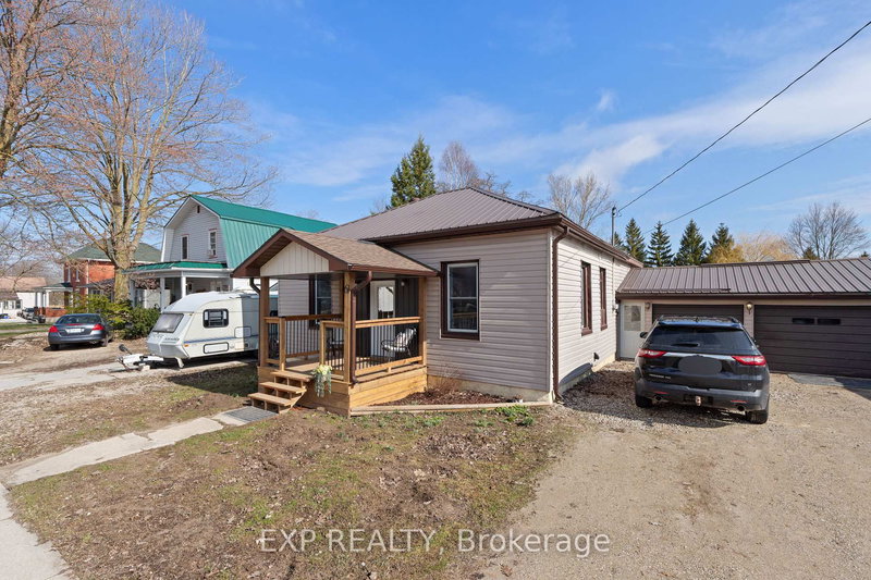 61 Queen St, Huron East, N0G 1H0 | Image 3