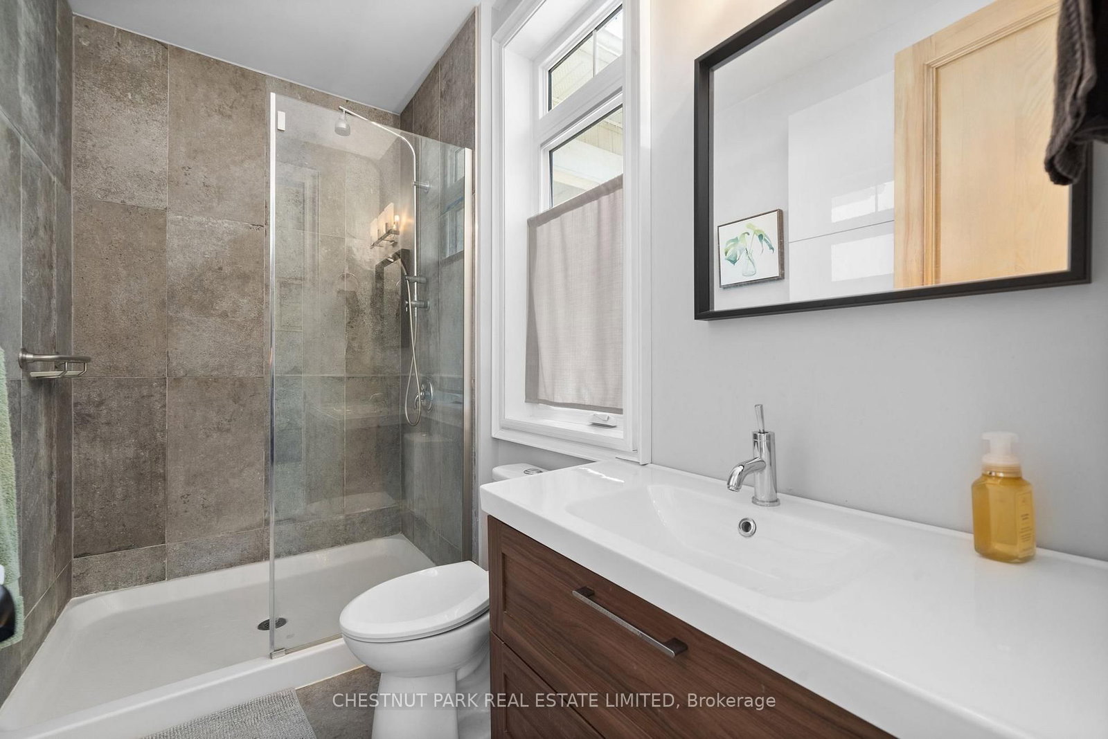 3118 County Road 10 Road • Prince Edward County, ON photo 15