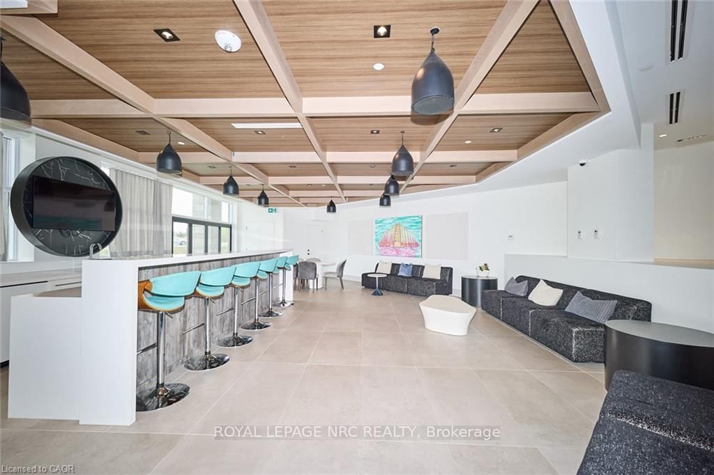 600 North Service Road, Unit 501 - Photo 15