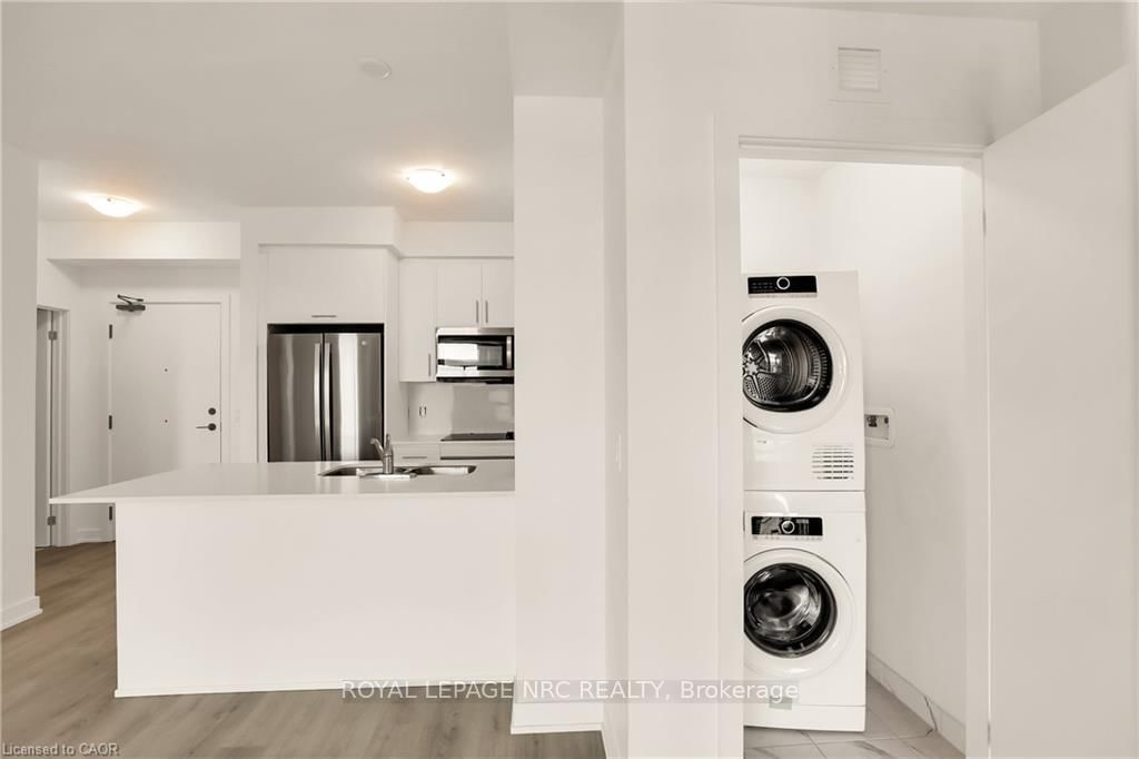 600 North Service Road, Unit 501 - Photo 7