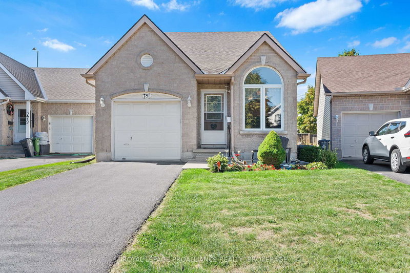 781 Shires Way, Kingston, K7M 8X9 | Image 2