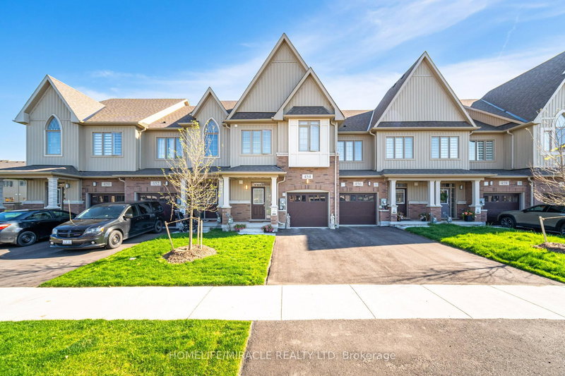 home for sale on 454 Adelaide Street