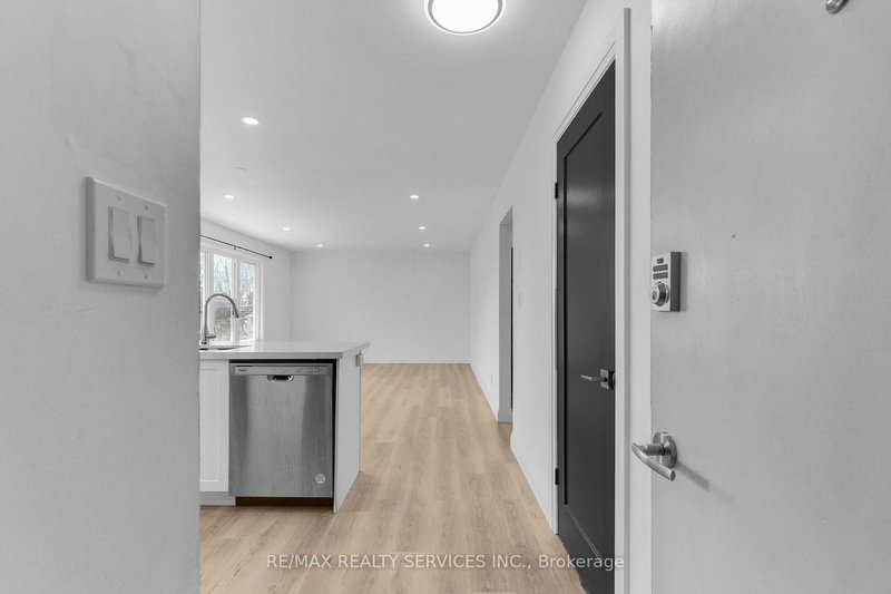 7 - 51 Dundas St E, Brantford, N3R 1R6 | Image 3