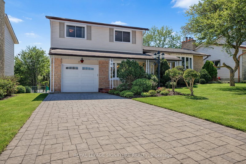 home for sale on 897 Pembridge Crescent