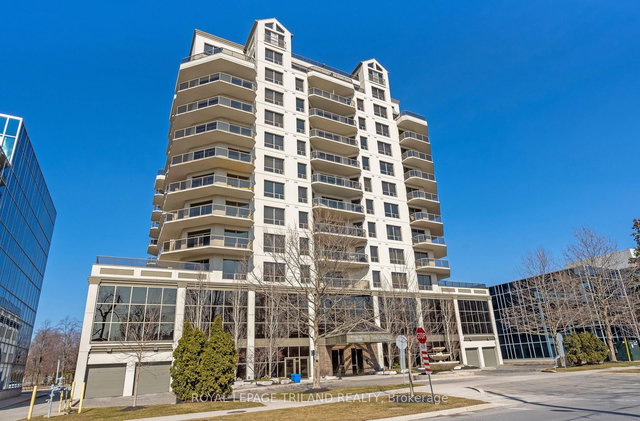 1202 - 250 Pall Mall Street