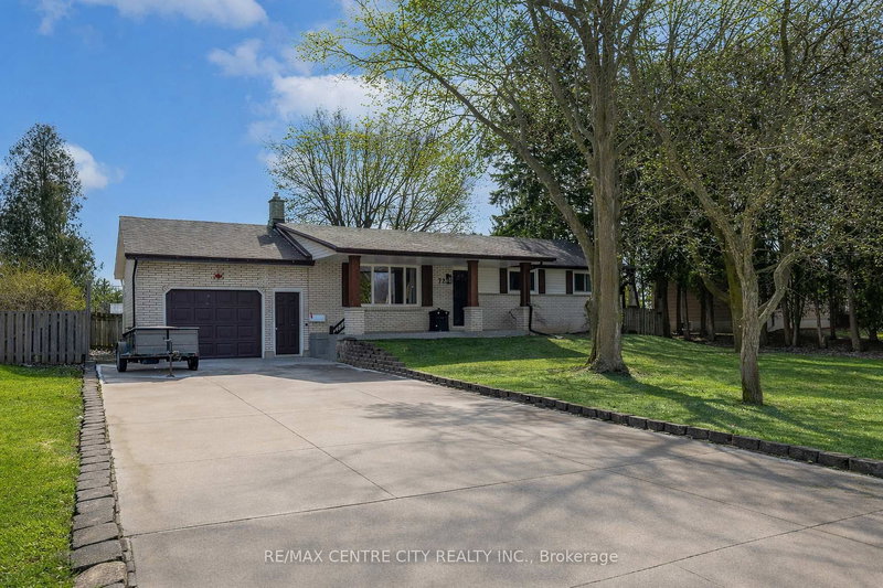 72 Elmwood Ave, St. Thomas, Ontario