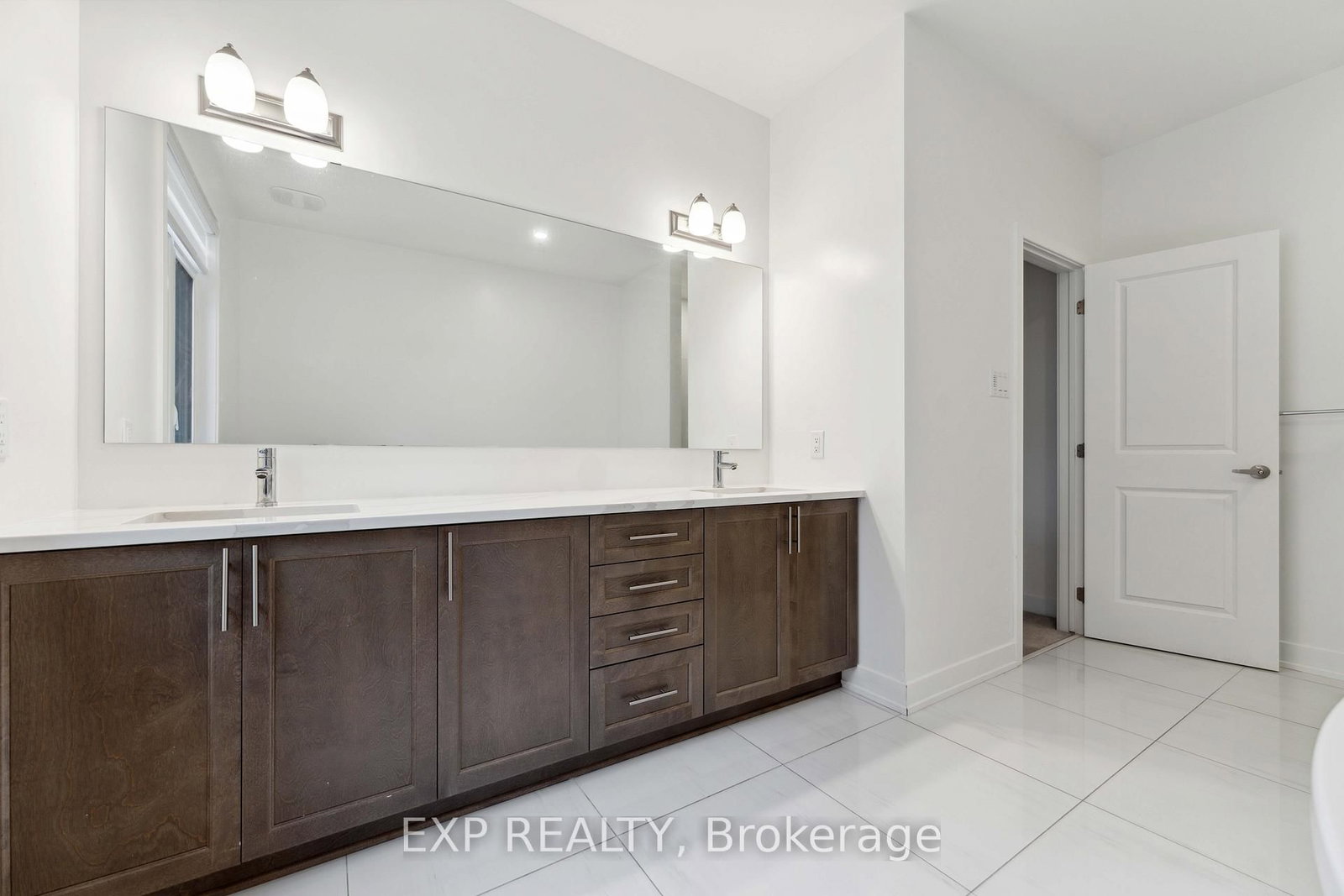 748 OVATION Grove - Photo 29