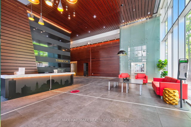 2104 - 179 Metcalfe Street