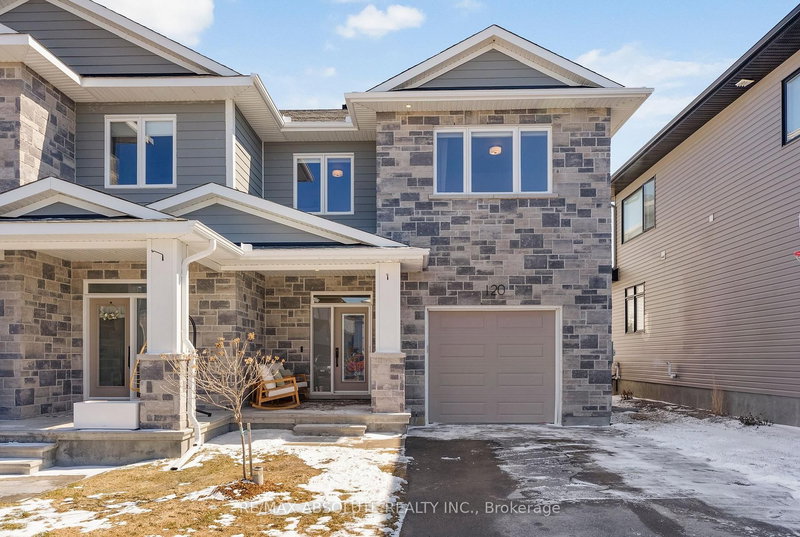 home for sale on 120 Thomas Street S