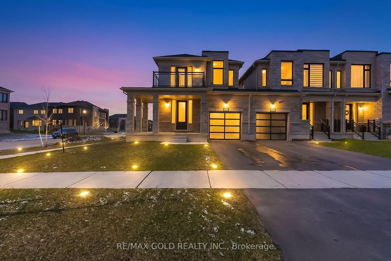 home for sale on 920 Sobeski Avenue