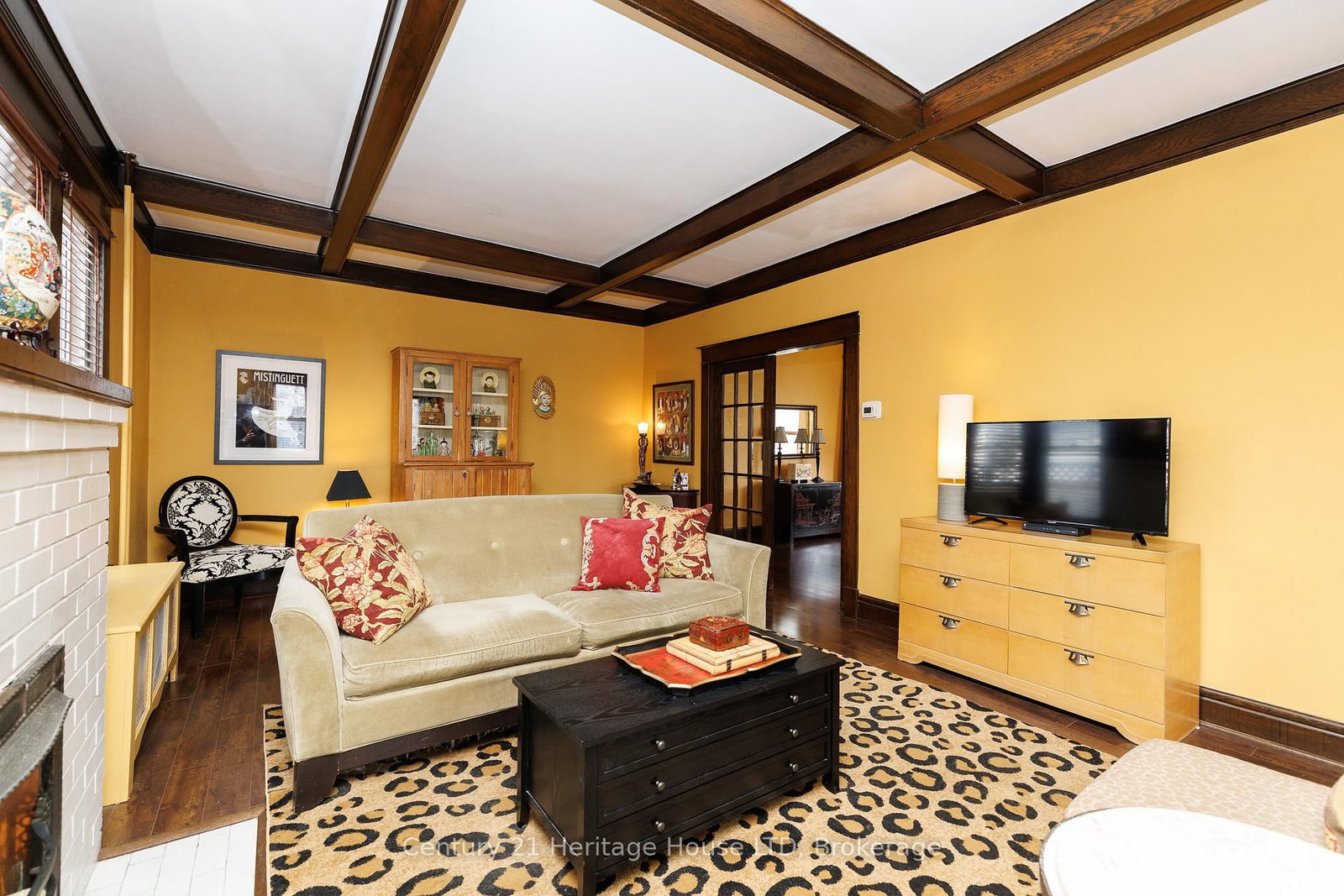 Detached House for sale at 66 Bald Street, Welland, Ontario, L3C 5B9 - Broadway - MLS: X12971090