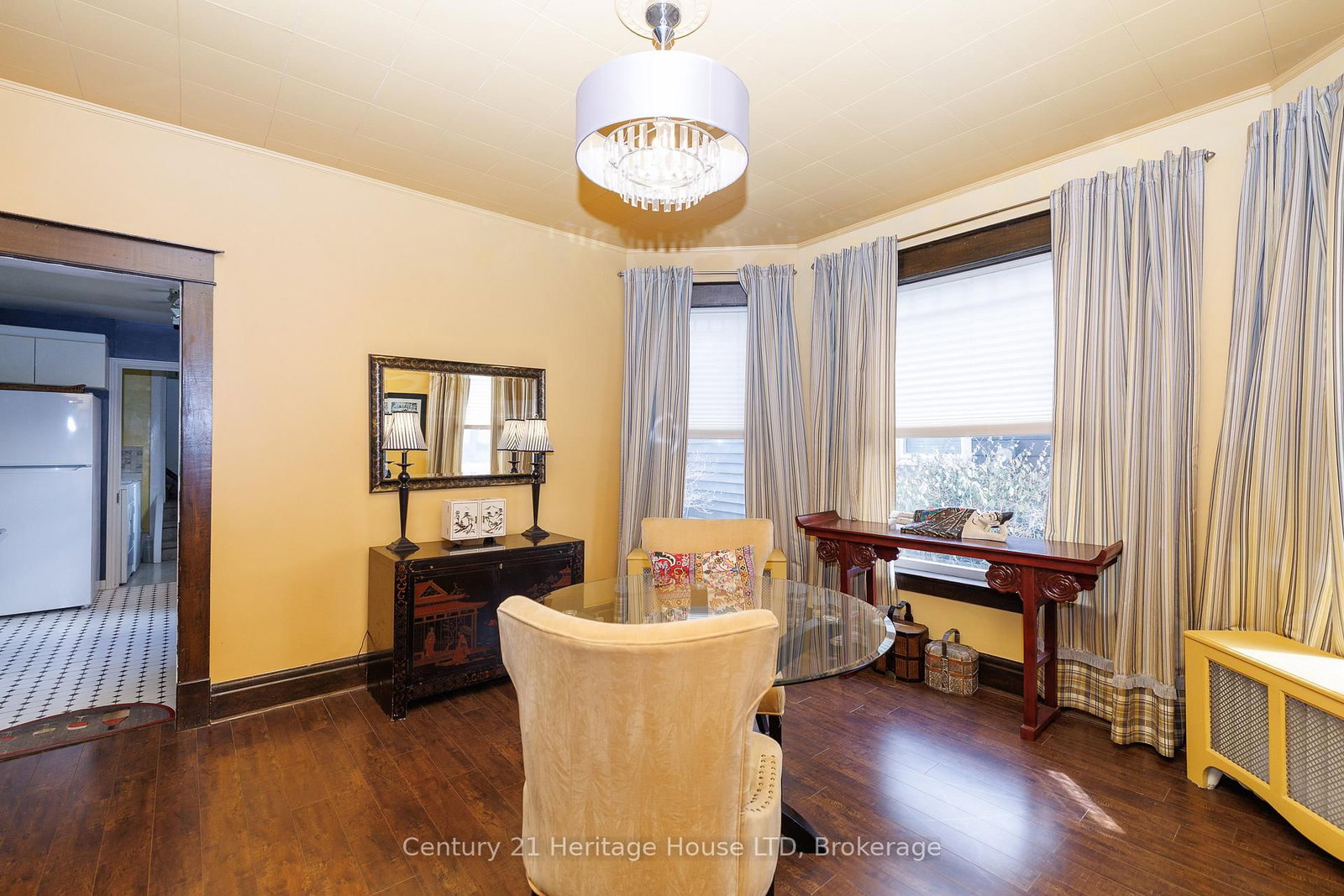 Detached House for sale at 66 Bald Street, Welland, Ontario, L3C 5B9 - Broadway - MLS: X12971090