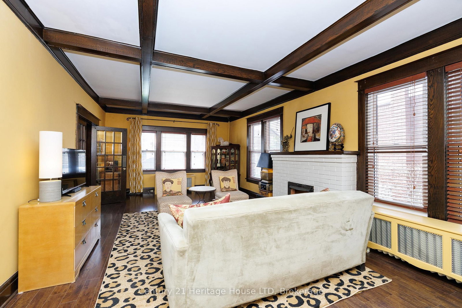 Detached House for sale at 66 Bald Street, Welland, Ontario, L3C 5B9 - Broadway - MLS: X12971090