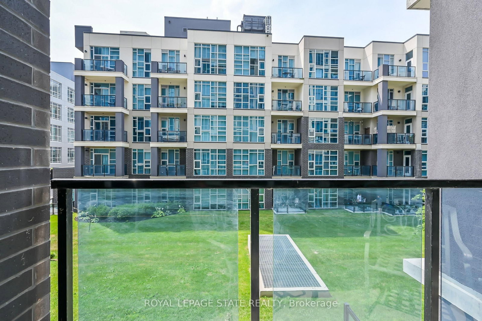 16 Concord Place, Unit 231 - Photo 24