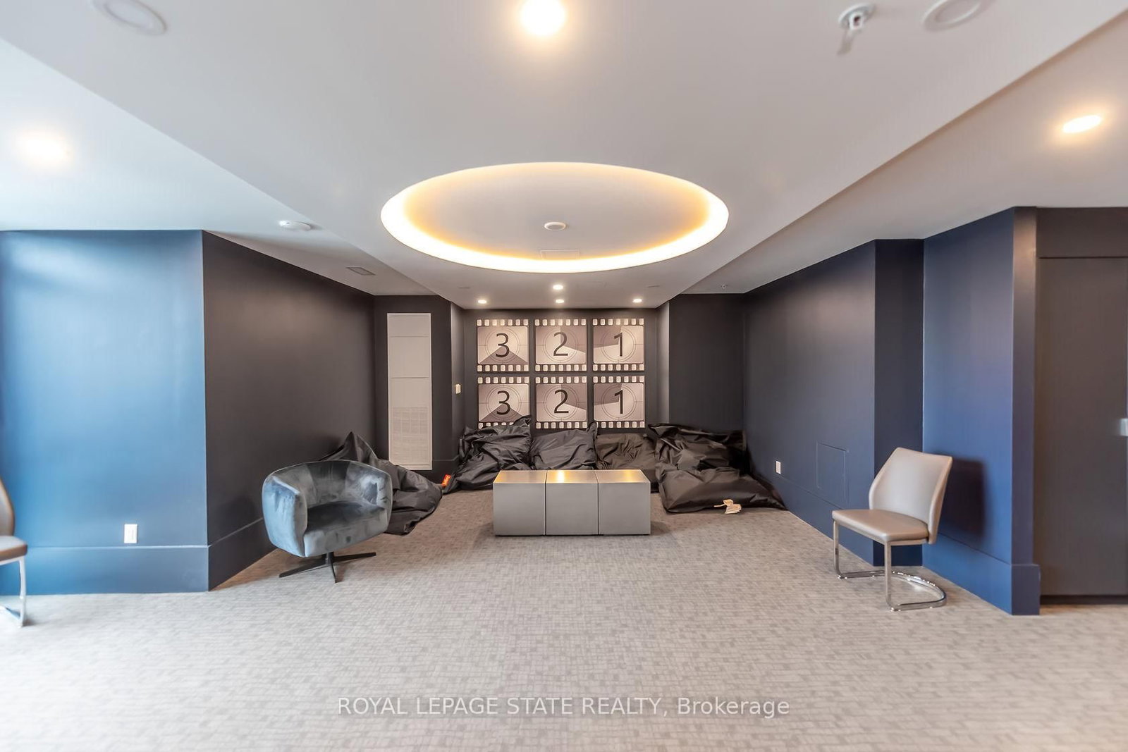 16 Concord Place, Unit 231 - Photo 33