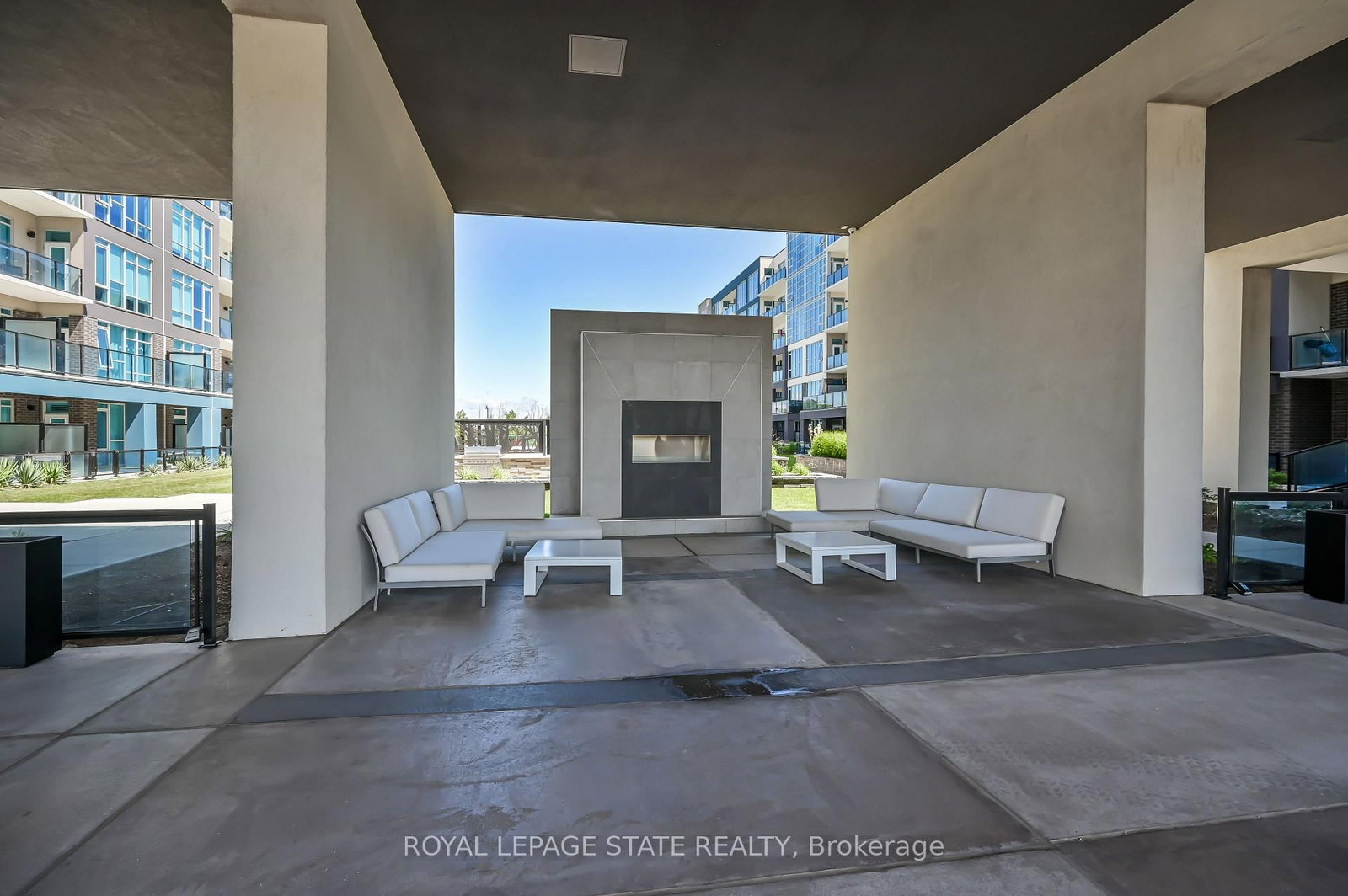 16 Concord Place, Unit 231 - Photo 42