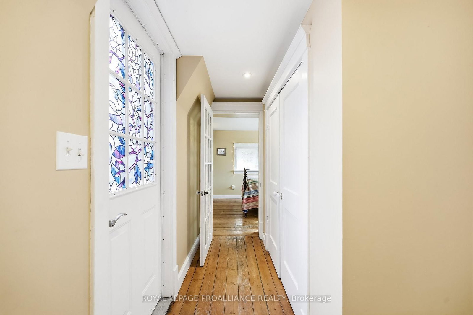 Detached House for sale at 193 Henry Street, Quinte West, Ontario, K8V 3V4 - Trenton Ward - MLS: X12971182