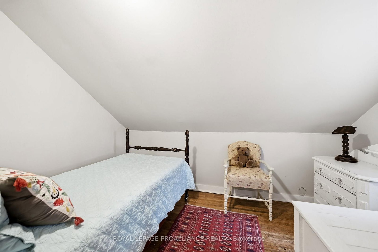 Detached House for sale at 193 Henry Street, Quinte West, Ontario, K8V 3V4 - Trenton Ward - MLS: X12971182