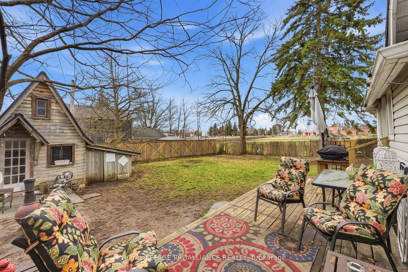 Detached House for sale at 193 Henry Street, Quinte West, Ontario, K8V 3V4 - Trenton Ward - MLS: X12971182