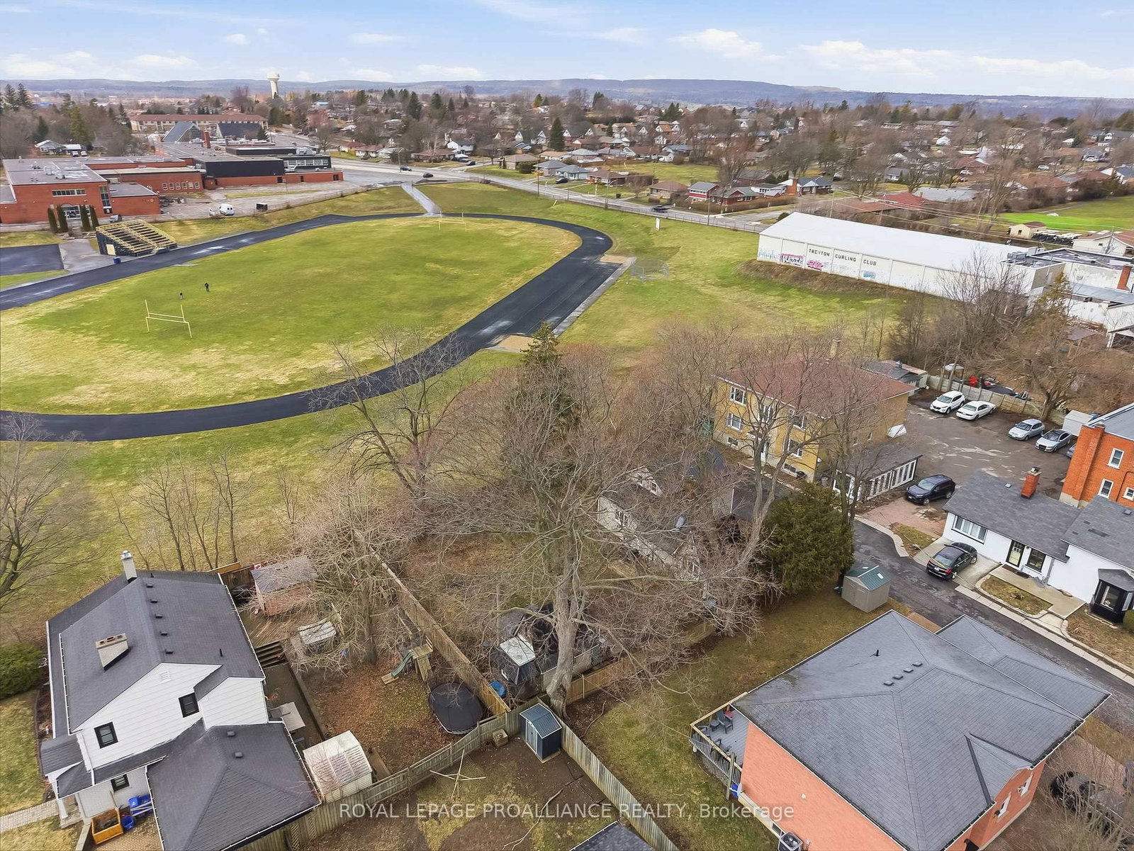 Detached House for sale at 193 Henry Street, Quinte West, Ontario, K8V 3V4 - Trenton Ward - MLS: X12971182