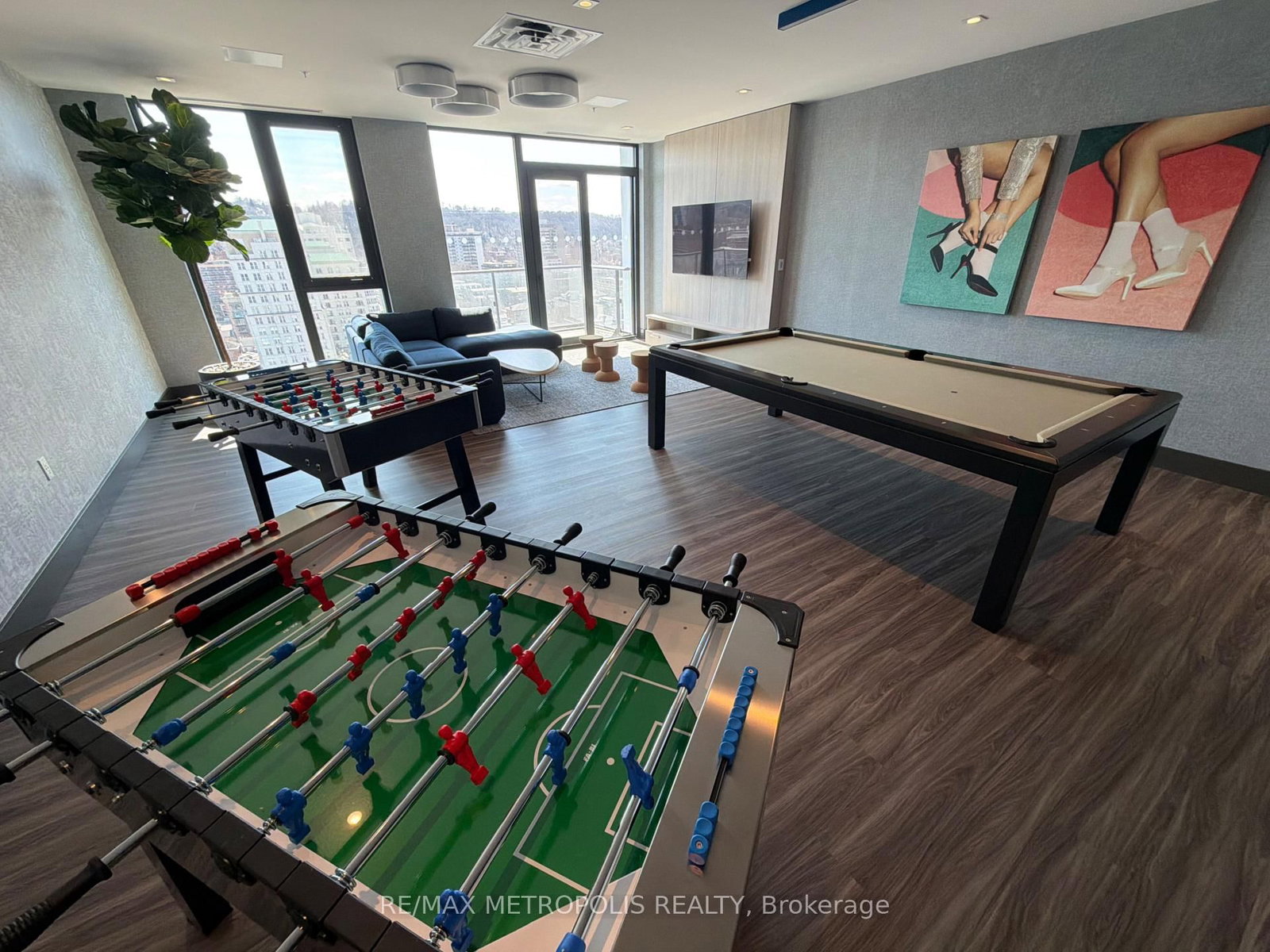 75 James Street S, Unit 2709 - Photo 12