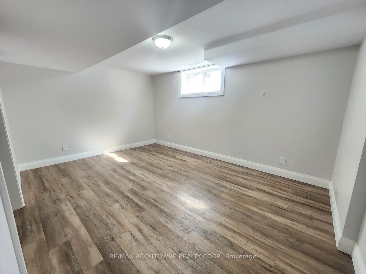 366 Upper Ottawa Street, Unit BSMT - Photo 11