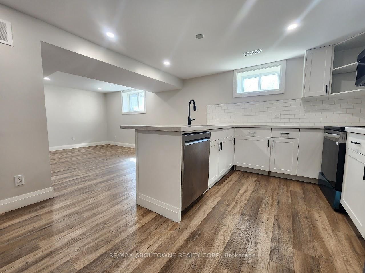 366 Upper Ottawa Street, Unit BSMT - Photo 5