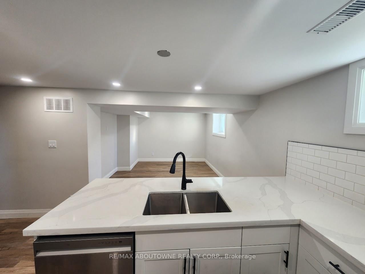 366 Upper Ottawa Street, Unit BSMT - Photo 6