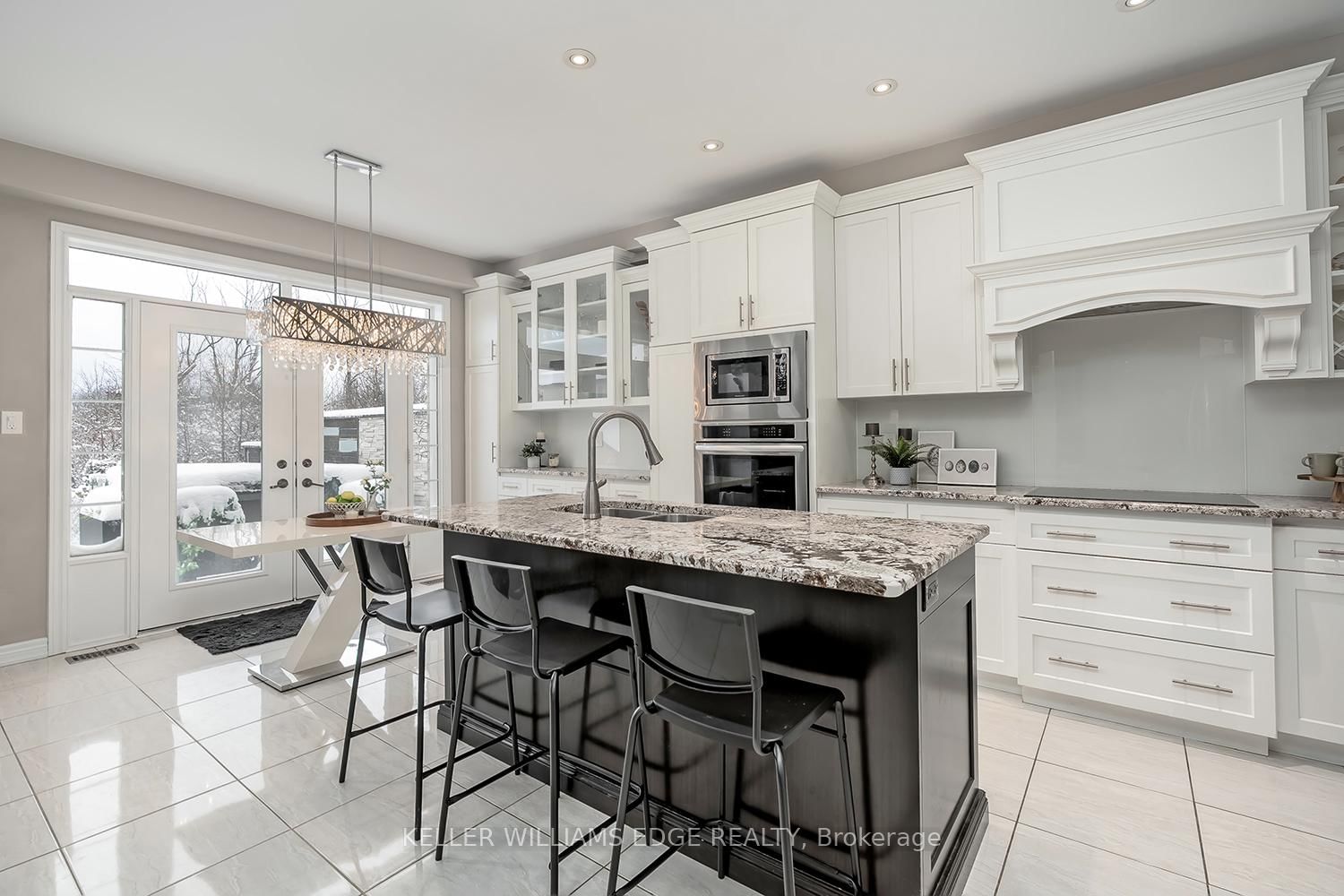 Detached House for sale at 168 Echovalley Drive, Hamilton, Ontario, L8J 0H2 - Stoney Creek Mountain - MLS: X12971416