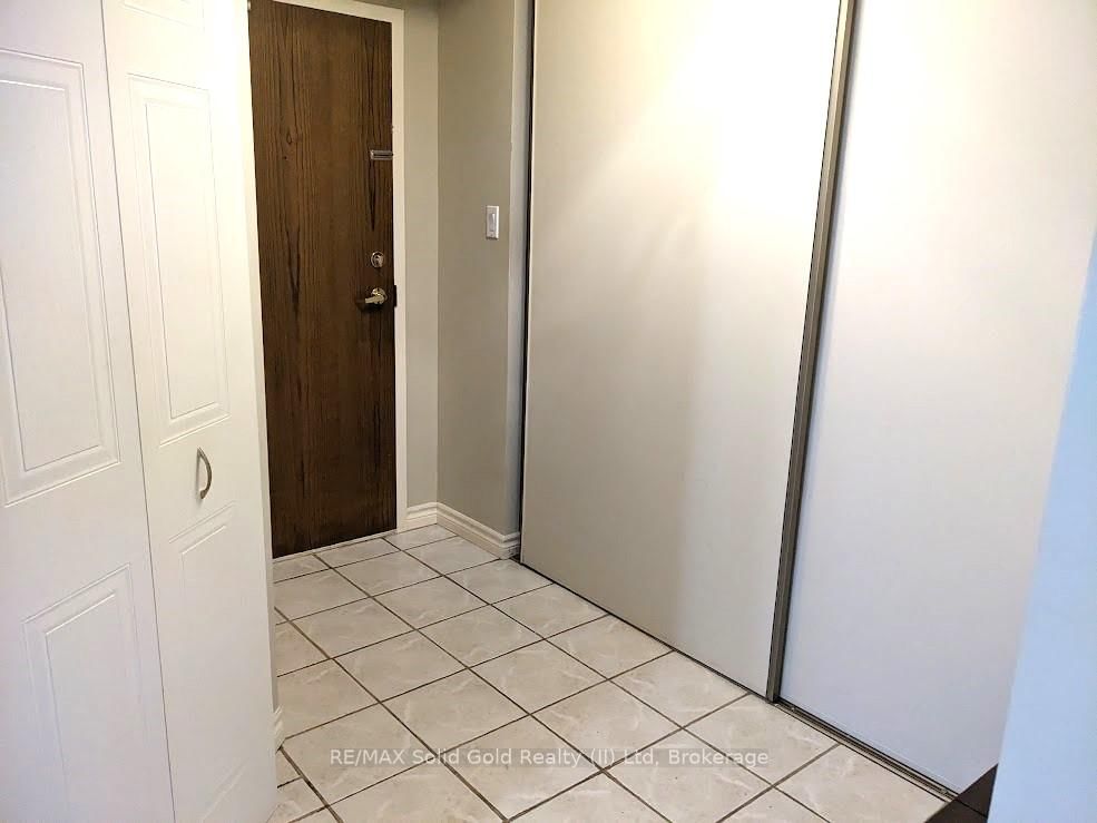 3227 King Street E, Unit 610 - Photo 16