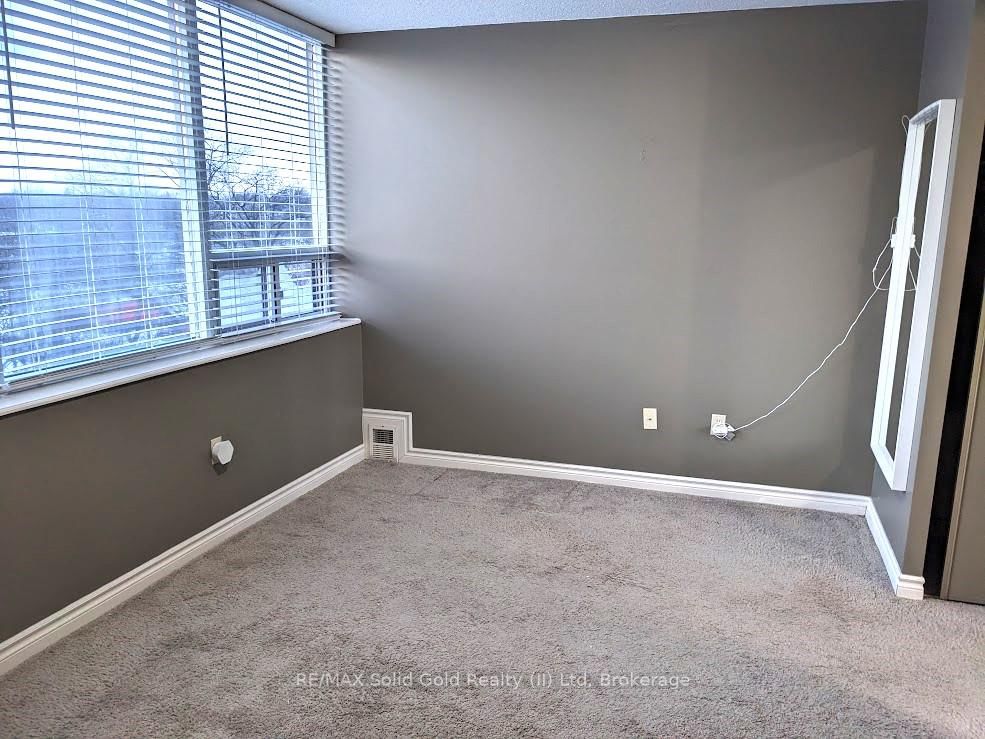 3227 King Street E, Unit 610 - Photo 9