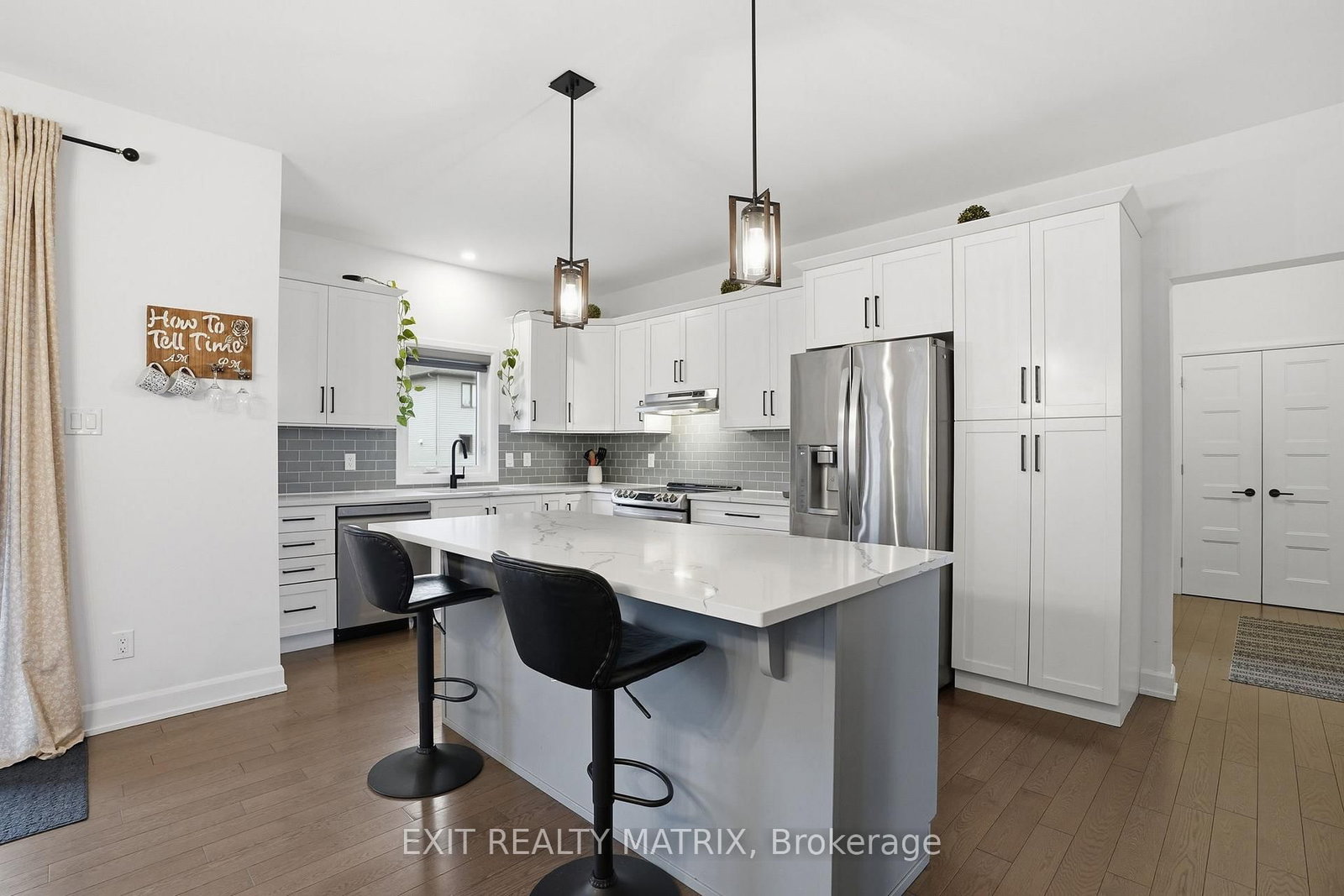 Detached House for sale at 129 Lyon Street, Russell, Ontario, K0A 1W0 - Embrun - MLS: X12971540