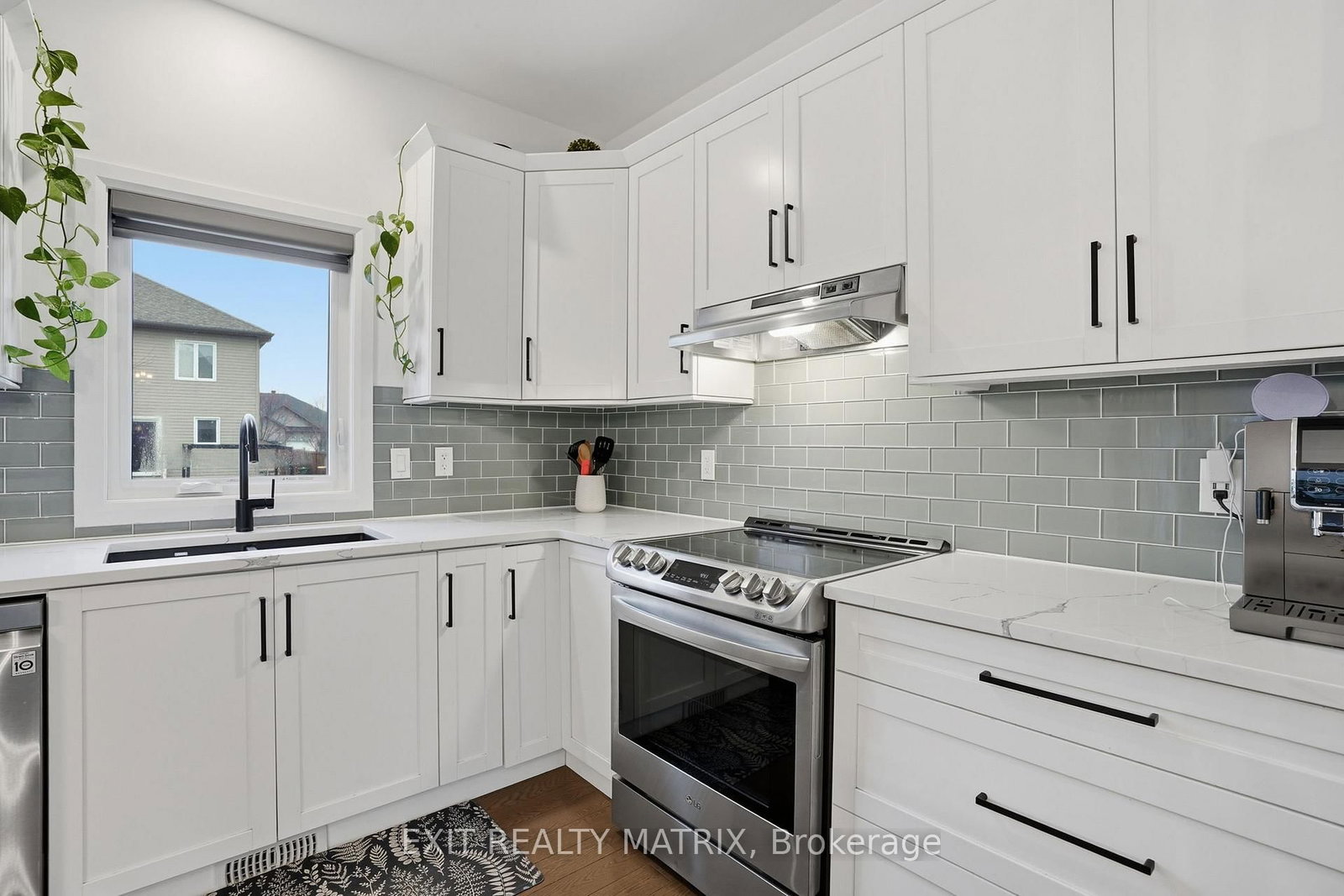 Detached House for sale at 129 Lyon Street, Russell, Ontario, K0A 1W0 - Embrun - MLS: X12971540