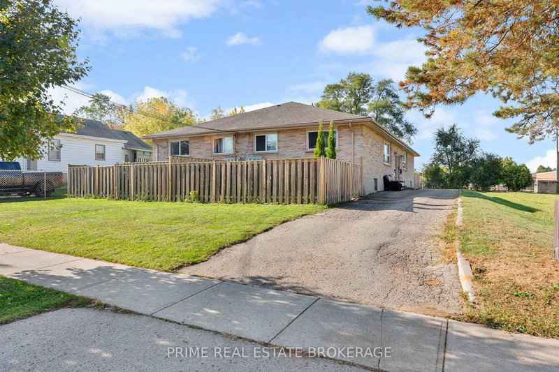 231 Greenwood Ave, London South, Ontario