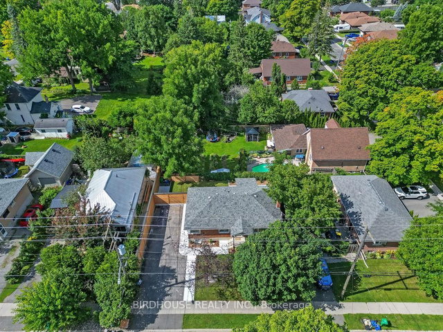 Main Floor - 813 Aylmer Street N