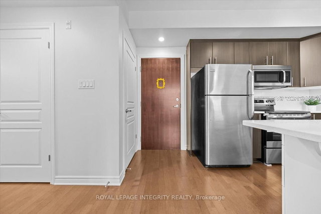 303 - 705 Beauparc Private