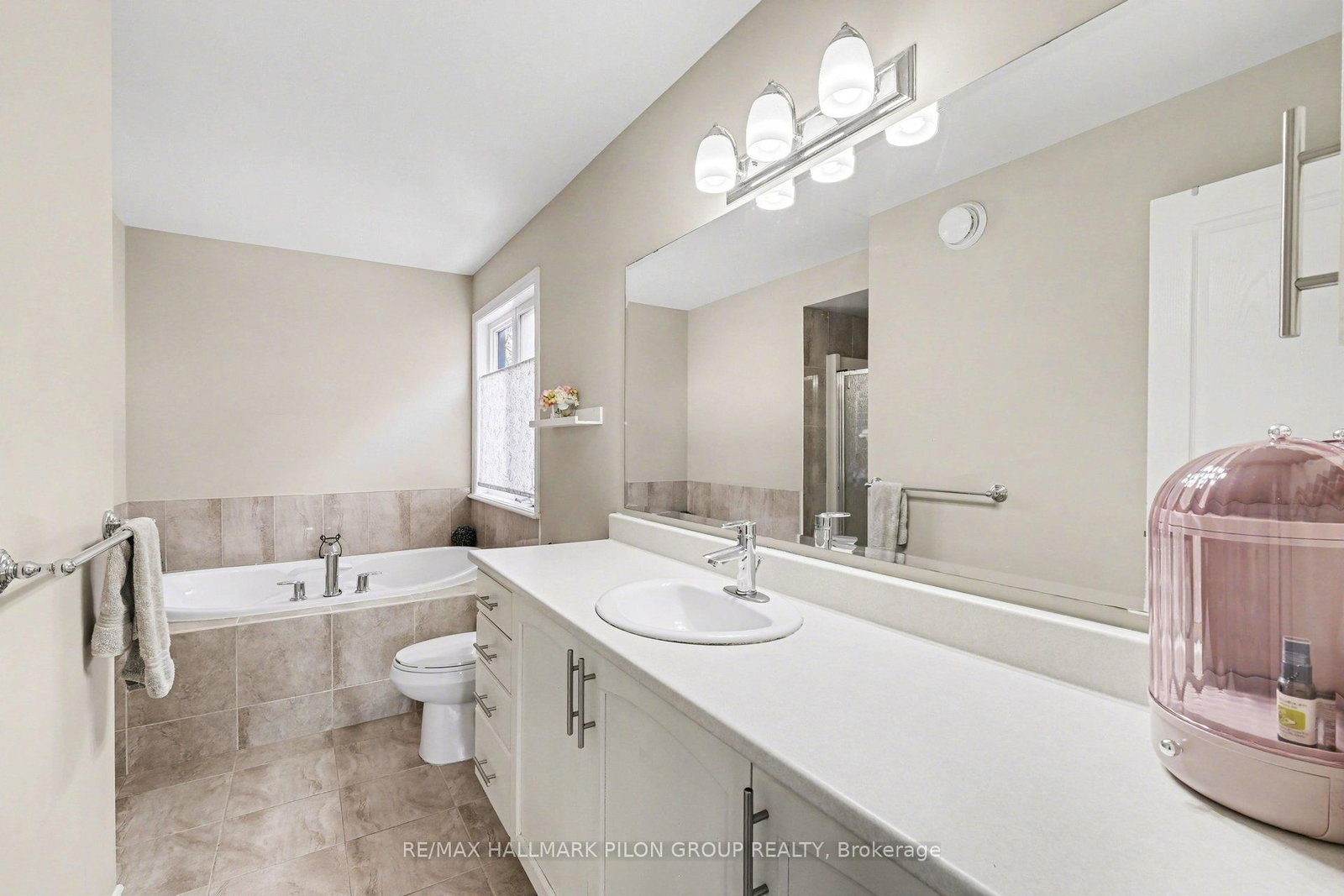 845 Contour Street - Photo 11