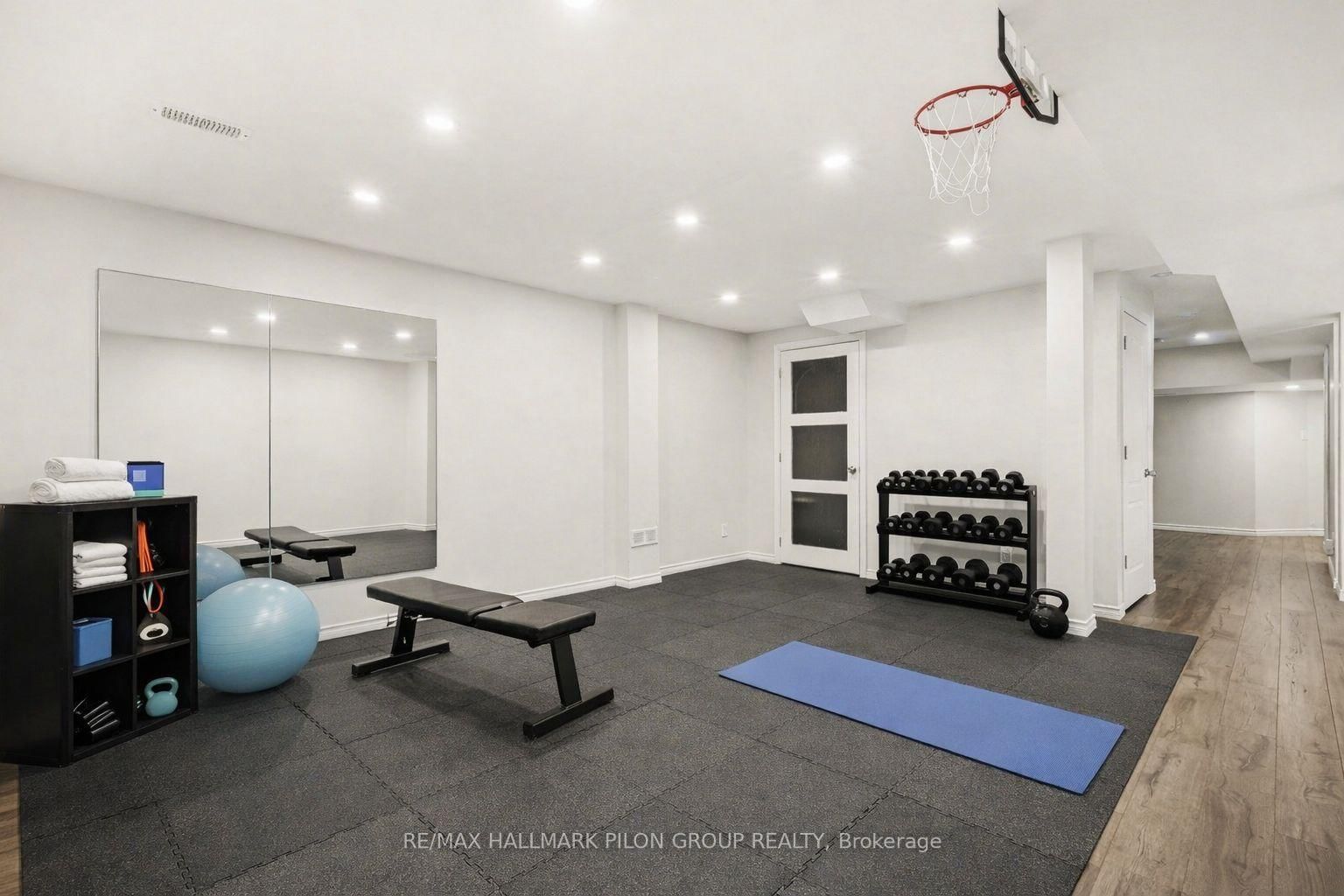 845 Contour Street - Photo 18