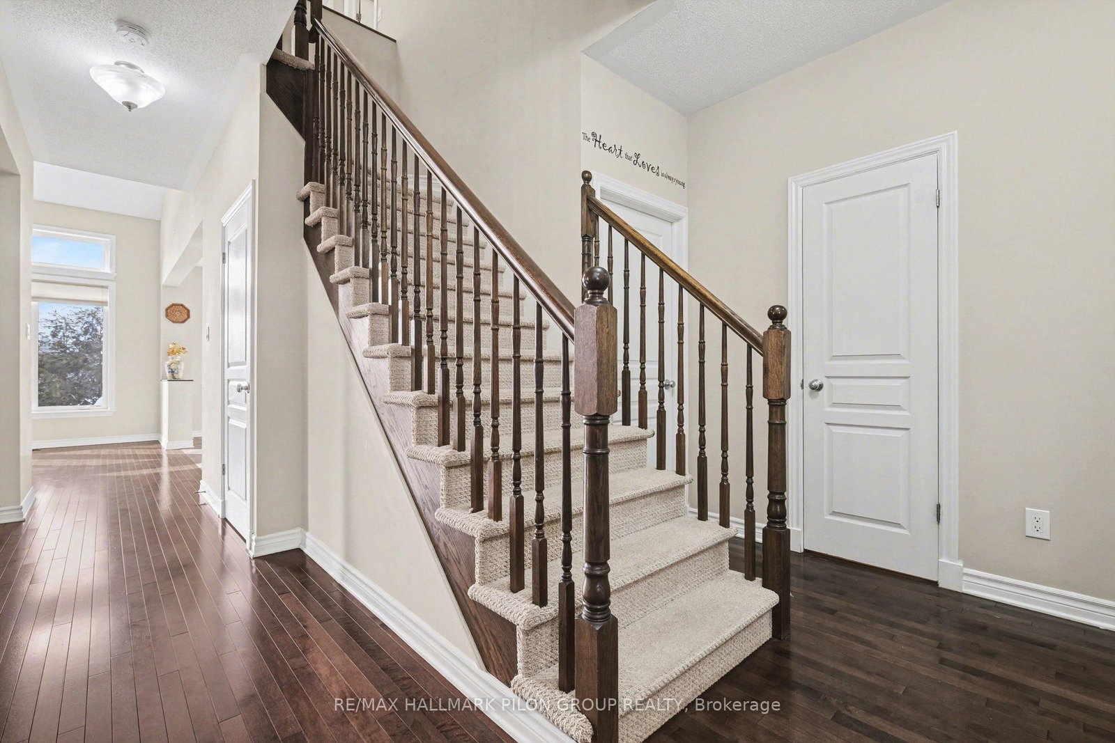 845 Contour Street - Photo 9