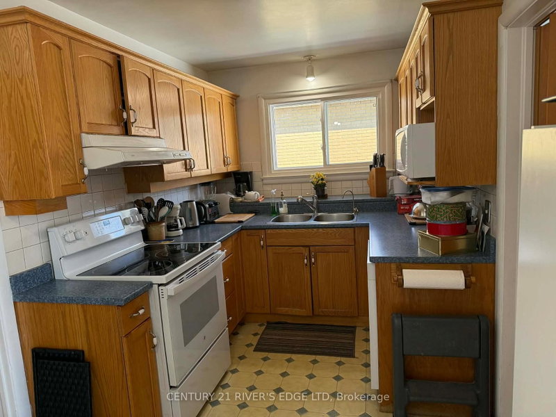 68 Aldershot Avenue