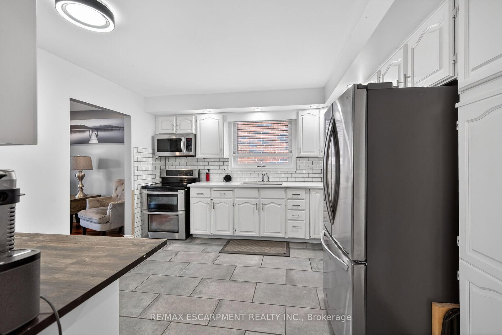 Detached House for sale at 80 First Road, Hamilton, Ontario, L8J 2S9 - Stoney Creek Mountain - MLS: X12972058