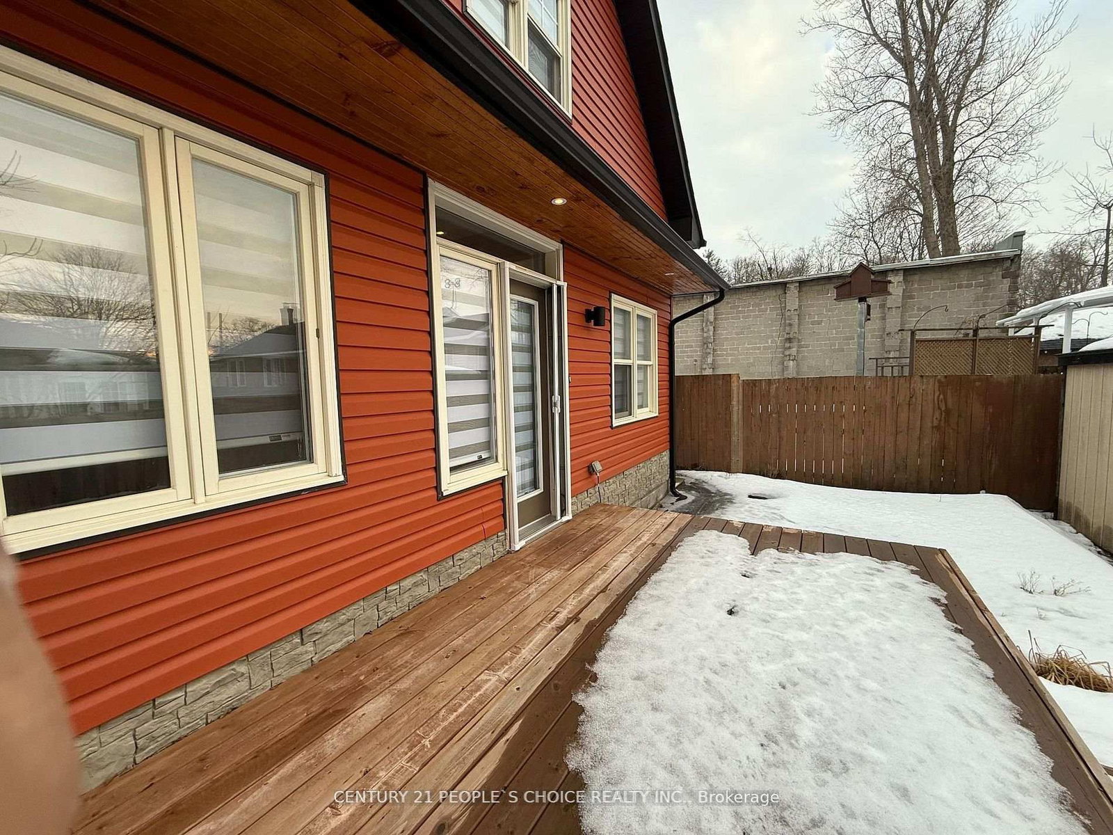 Detached House for sale at 280 Cambridge Road, Fort Erie, Ontario, L0S 1B0 - Crystal Beach - MLS: X12972104