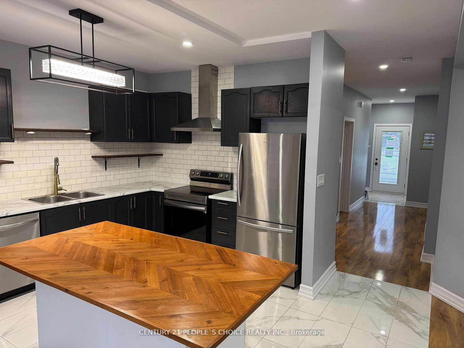 Detached House for sale at 280 Cambridge Road, Fort Erie, Ontario, L0S 1B0 - Crystal Beach - MLS: X12972104