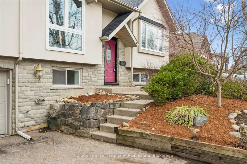 18 Gateway Dr, Guelph, N1H 6W8 | Image 3