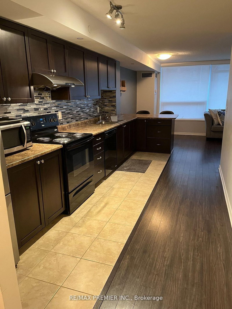 212 - 121 Queen St, Kingston, K7K 0G6 | Image 3