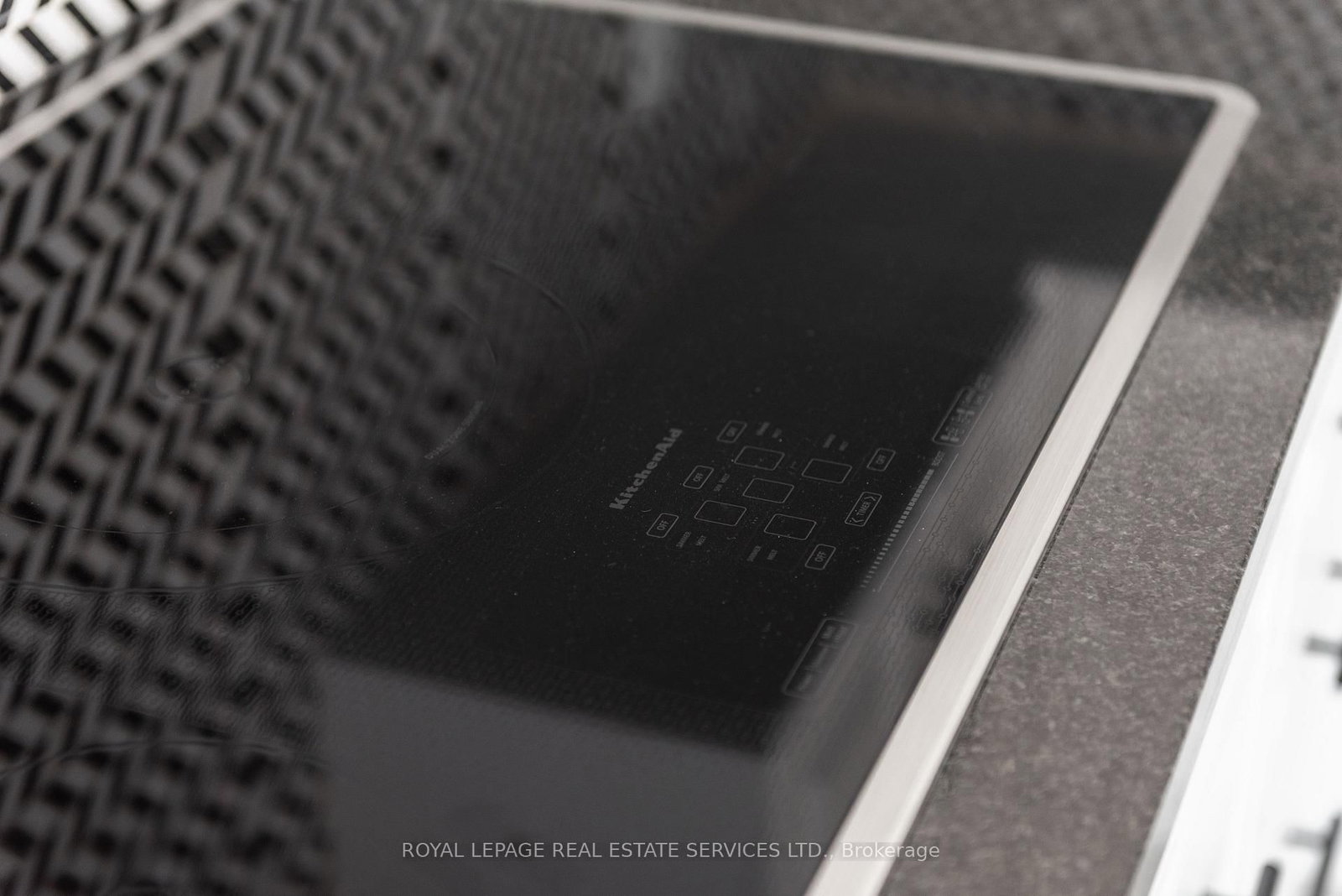 406 Humphrey Street - Photo 10